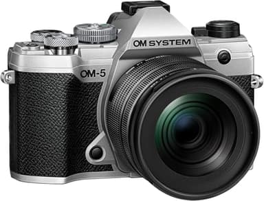 OM SYSTEM Fotocamera OM-5 con sistema Micro Quattro Terzi, incl. obiettivo M.Zuiko Digital ED 12-45mm PRO, sensore Live MOS da 20MP, stabilizzazione dell'immagine a 5 assi migliorata, argento/nero