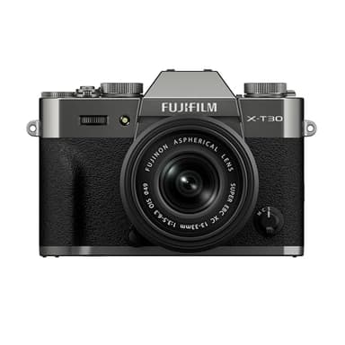 Fujifilm X-T30 III con obiettivo XC 13-33 mm
